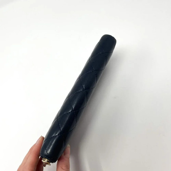 Chanel CC Quilted Lambskin Leather L Gusset Zipper Long Wallet Dark Navy Blue - Picture 8 of 14